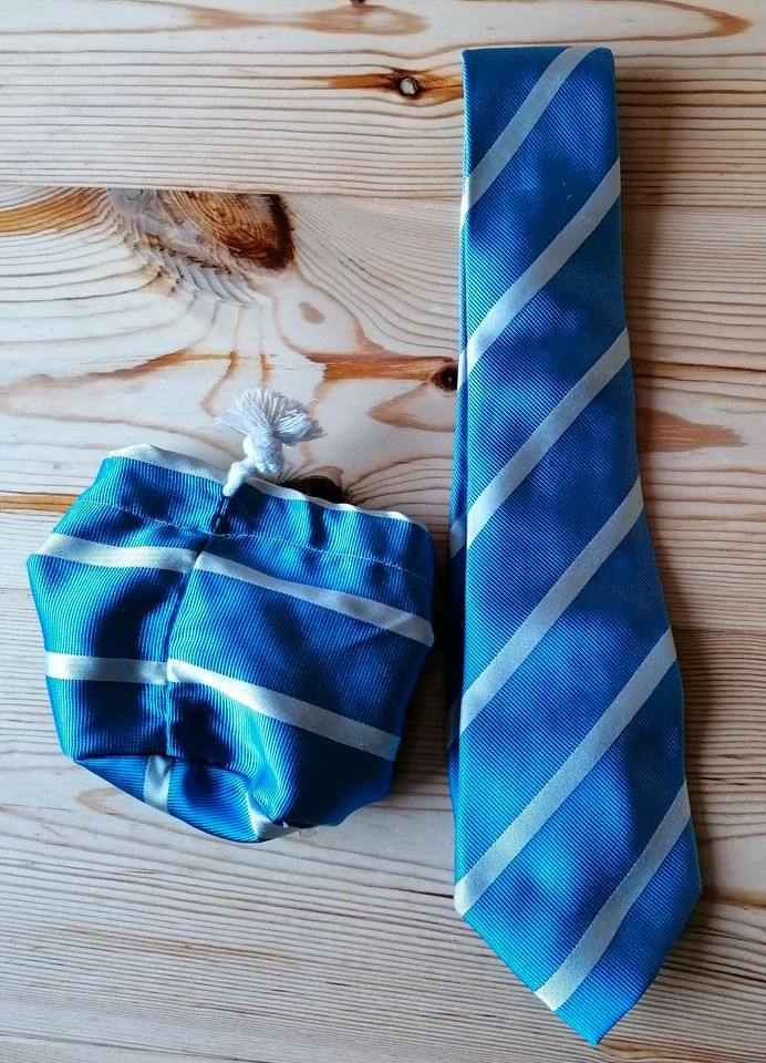 Herren-Krawatten in Riechheim