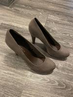 Marco Tozzi Pumps, Neu, Größe 41 Köln - Porz Vorschau