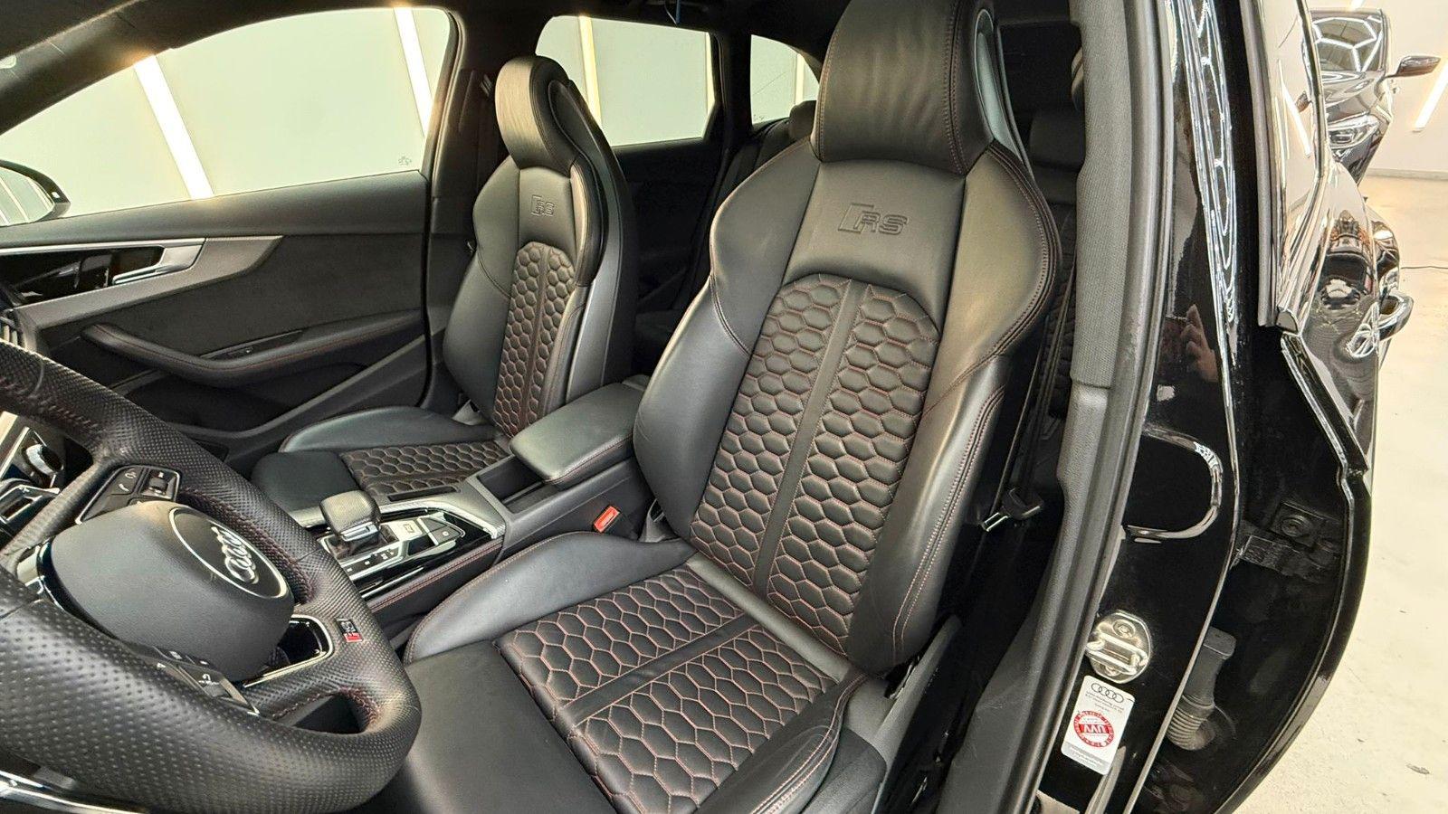 Abbildung des Autos Audi RS4 2.9 TFSI quattr…