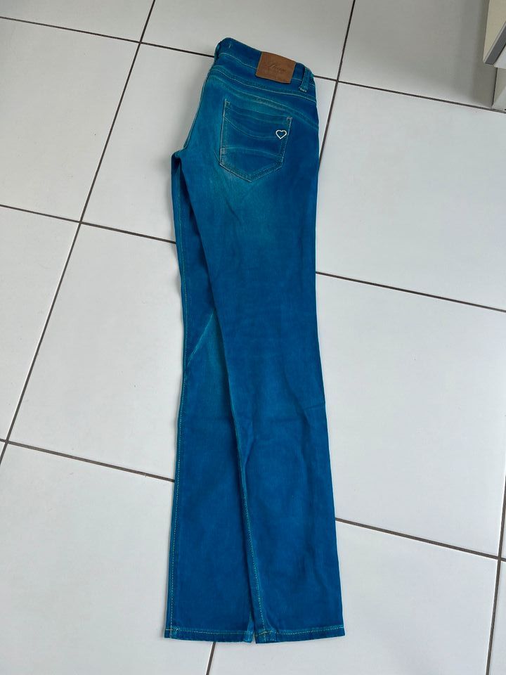 PLEASE Jeans skinny Gr. S hellblau 5 Pocket Style Hose blau in Leonberg