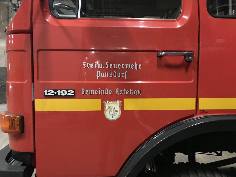 MAN 12.192 FA Löschfahrz. LF16, 4x2 Ziegler-Aufbau in Hamburg