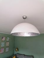 Lampe Hängeleuchte Deckenleuchte Deckenlampe weiß silber 70cm Hessen - Bad Vilbel Vorschau