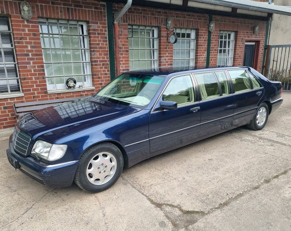 Mercedes-Benz S600 L V12 Carat Duchatelet Stretch Limousine W140 in Castrop-Rauxel