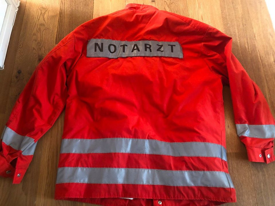 Notarztjacke (gefüttert) Größe 50 in Neu Ulm