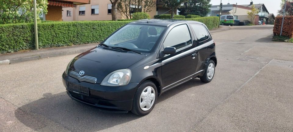 Toyota Yaris 1.3 Linea Luna Klima el.FH+ASP TÜV NEU in Weissach