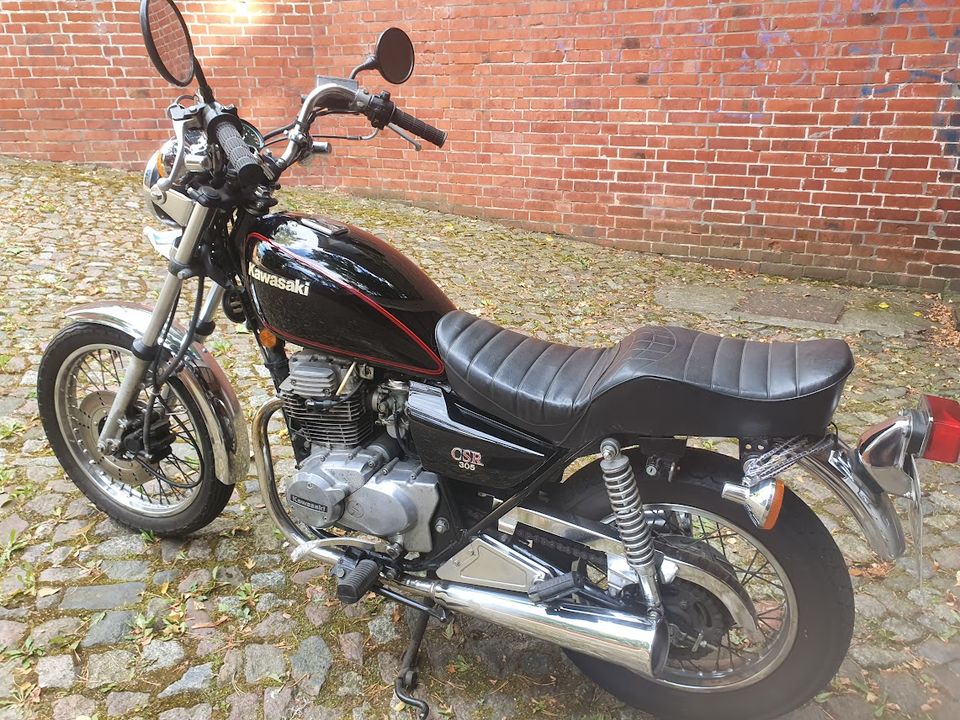 Verkaufe ein Sammlerstück - KAWASAKI CSR 305 in Berlin