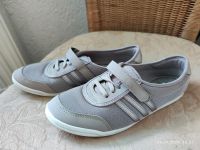 Adidas Sneaker 39 1/3 silber grau Sachsen - Halsbrücke Vorschau
