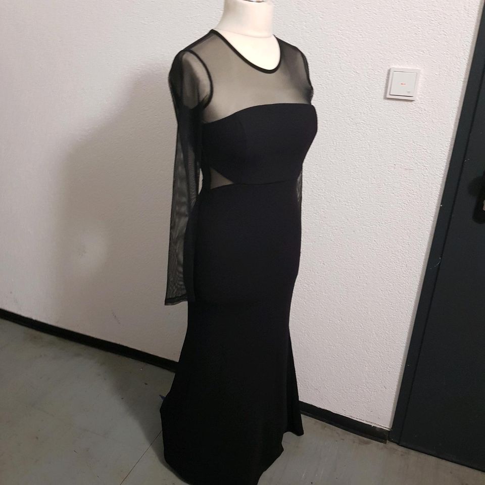 BCBGeneration damen langes Abendkleid gr.M Schwarz Neu in Frankfurt am Main