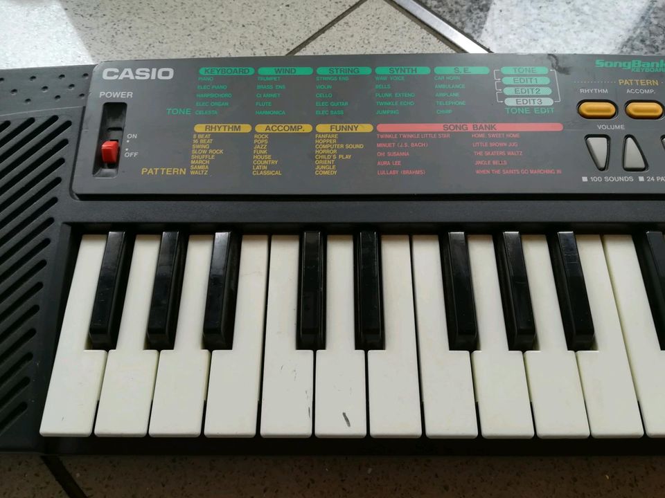 Keyboard Casio SA-35 Spielzeug Kinderzimmer Musikinstrument in Nalbach
