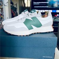 New Balance 327 Weiß Grün Gr.45 Original Nordrhein-Westfalen - Moers Vorschau