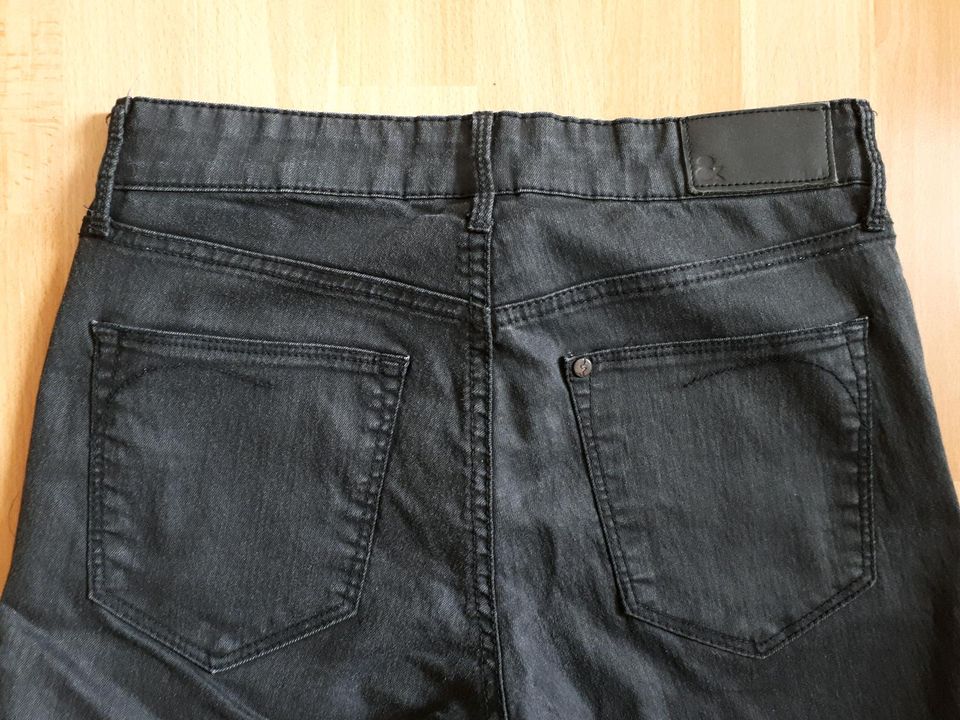 Damen H&M Jeans Hose Schwarz Größe 38 in Dortmund