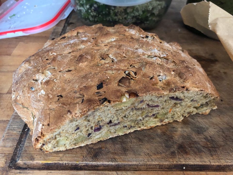 Ich suche frische Eier von glücklichen Hühnern gegen ein Brot in Plau am See