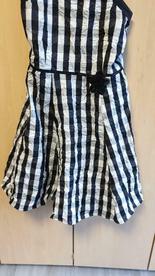 Trägerkleid Mädchen festliches Kleid Sommerkleid in Castrop-Rauxel