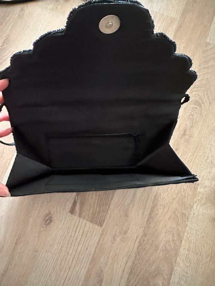 Handtasche schwarz in Stuttgart