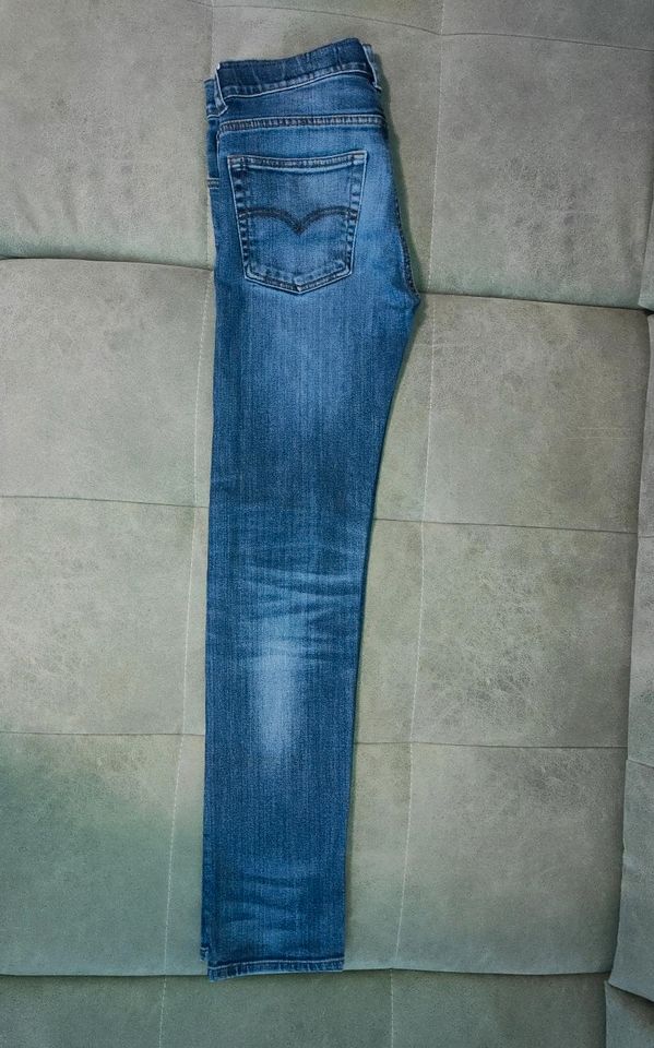 Jeans von Levi's für Mädchen Skinny Größe 16 entspricht 176 cm in Berlin