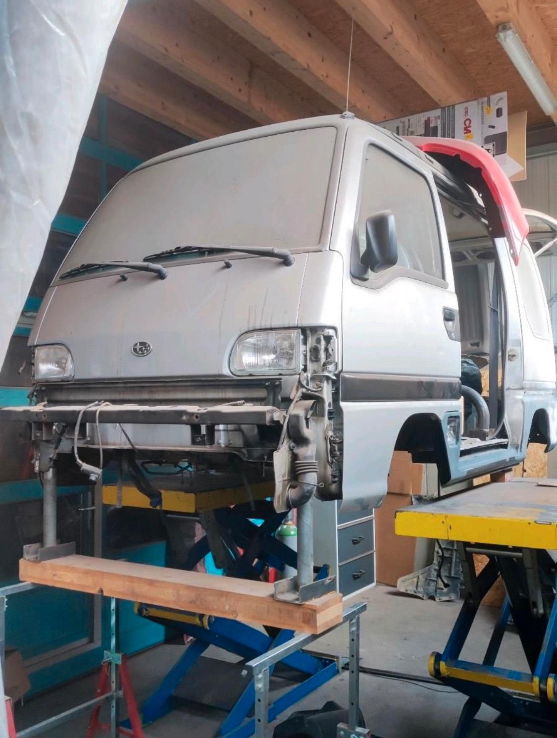 Abbildung des Autos Subaru Libero E12