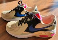 Nike Air Max Excee women Gr. 40/ 8,5 beige NEU Nordrhein-Westfalen - Höxter Vorschau