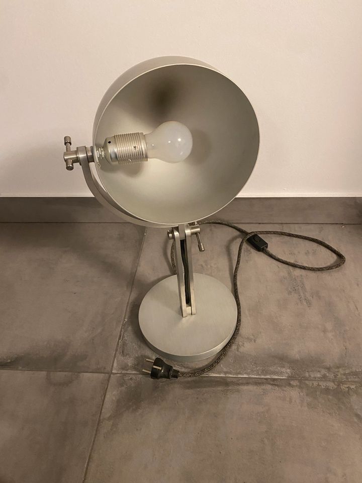 Designer Tischlampe von Fridtjof Schliephacke in Varel