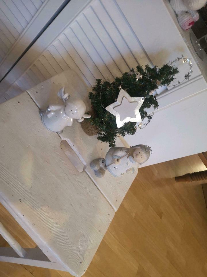 1 Weihnachtsbaum u 2 Engel 30 cm weiß silber Weihnachtsdeko in Mömlingen