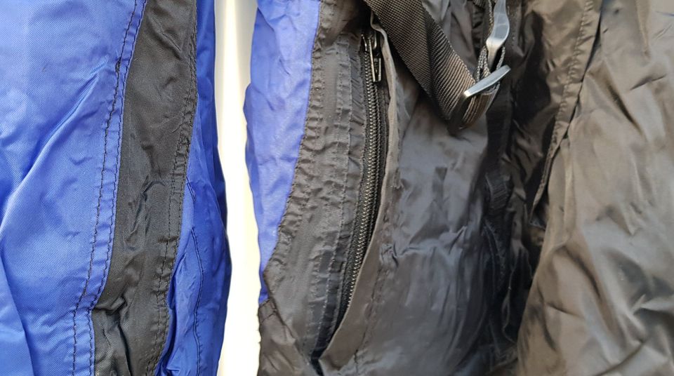 Held Motorrad Regenjacke Blau/schwarz Gr.M 4 Taschen gebraucht in Hemer