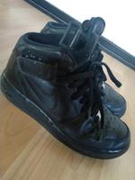 Nike Schuhe Größe 39 , schwarz Nordrhein-Westfalen - Mechernich Vorschau