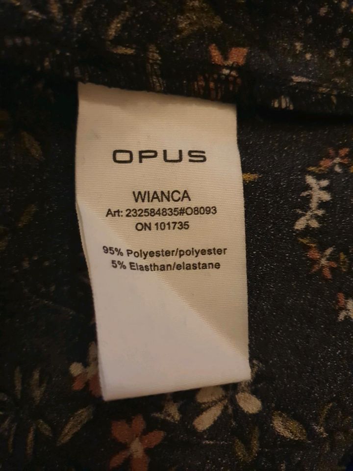 Geblümtes Kleid von OPUS in Rott am Inn