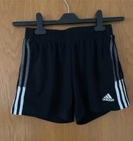 Schwarze Sporthose Shorts mit Taschen Adidas aeroready Größe XS Hessen - Zwingenberg Vorschau