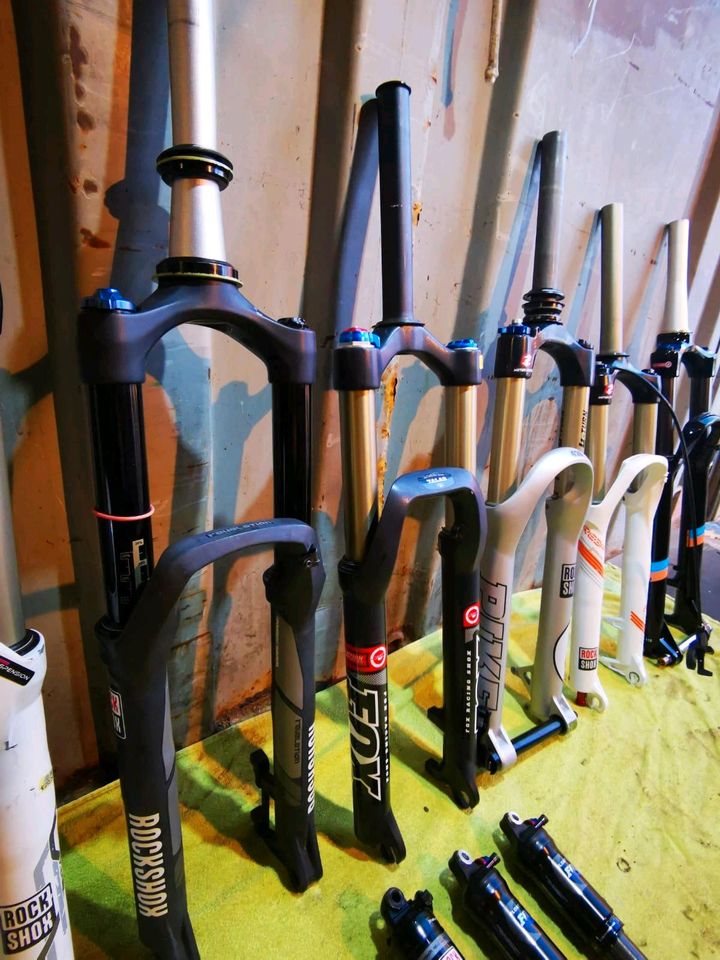 Rock shox Lyrik, revelation, Pike, Reba, Monarch, Fox talas, rp23 in Frankfurt am Main