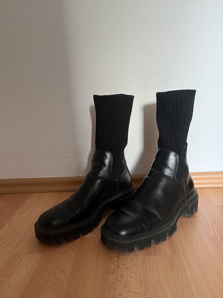 Stiefel Zara in Gronau (Westfalen)