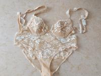 BH von La Perla Größe  2  75 Spitze weiß creme Bayern - Augsburg Vorschau