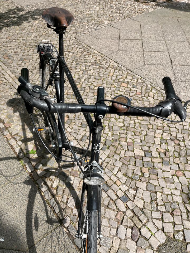 PEUGEOT Herrenfahrrad Nice schwarz 28 Zoll Bastler in Berlin