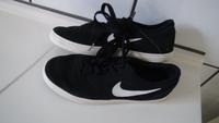 Sneaker Schuhe NIKE  Gr 38,5 schwarz Baden-Württemberg - Buchen (Odenwald) Vorschau