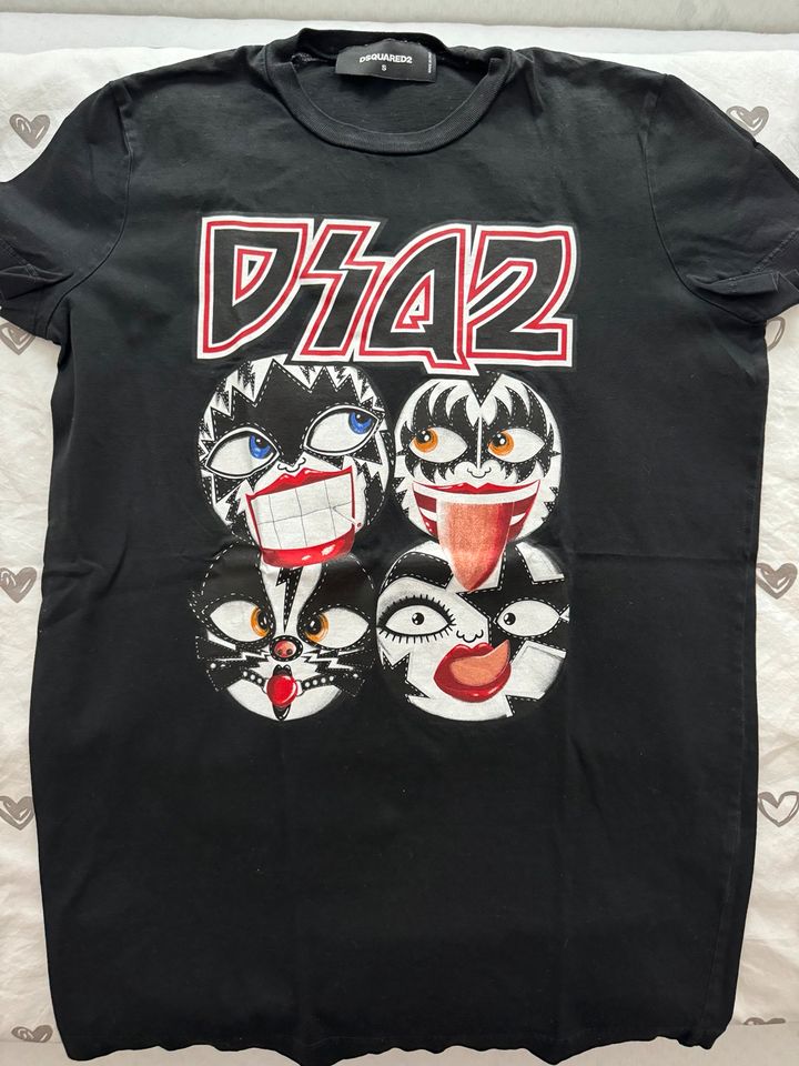Original Dsquared2 DSQ T-Shirt schwarz mit Print in S in München