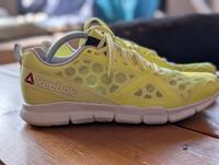Reebok Trainings/Fitneßschuh 39 gelb Düsseldorf - Bilk Vorschau