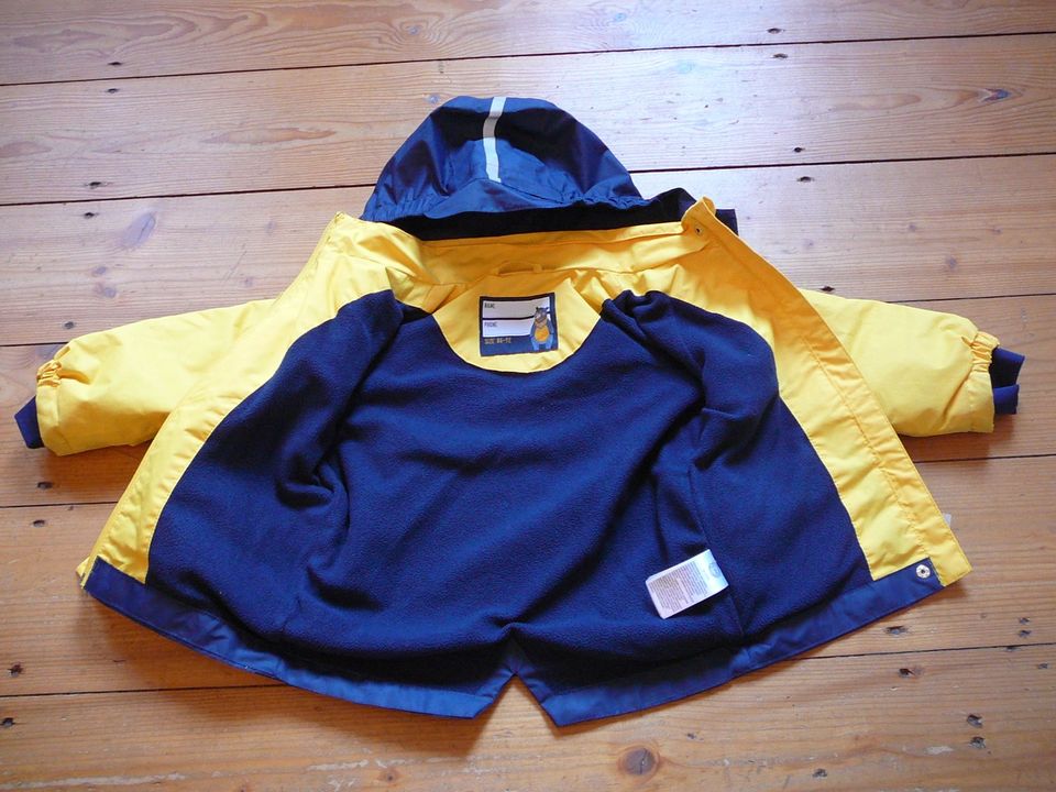 Regenjacke gefüttert gelb/blau Größe 86/92 in Hemmingen