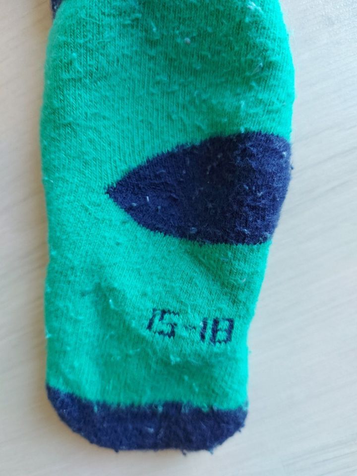 6 Paar dicke Kinder Socken Gr. 15-18 als Set in Fuldatal