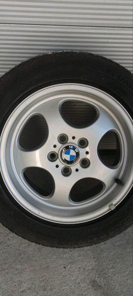 BMW Alufelgen Original mit Reifen in Rotthalmünster