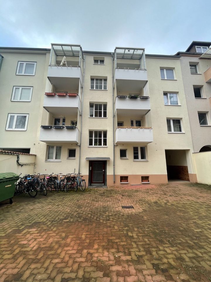 16 leerstehende Wohnungen + Ausbaureserve in der Oststadt in Hannover