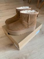 UGG Boots Plateau Hessen - Dreieich Vorschau