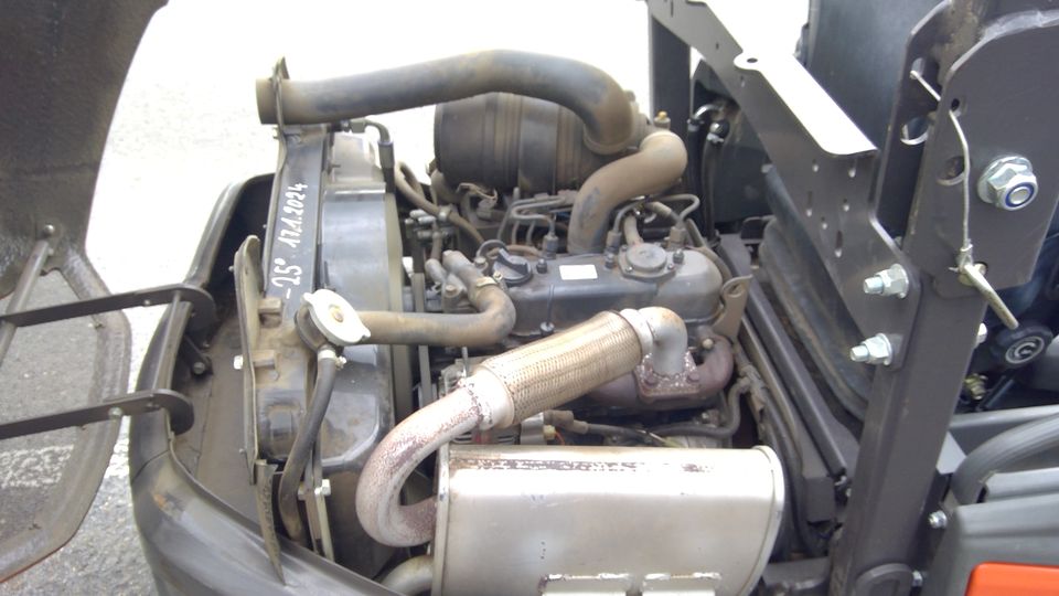 Husqvarna P525 Diesel Kubota Aufsitzmäher Allrad 1,55M Mulcher in Hamminkeln
