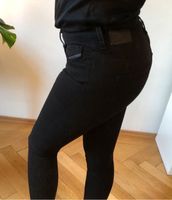 schwarze Jeans / DIESEL München - Laim Vorschau