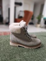 Winterstiefel Schnürboots in Grau mit Fellimitat/ Plüsch Nordrhein-Westfalen - Hattingen Vorschau