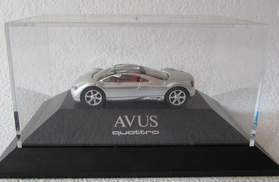 Rietze EXCLUSIV Audi AVUS Quattro silber Spur H0 in Berlin