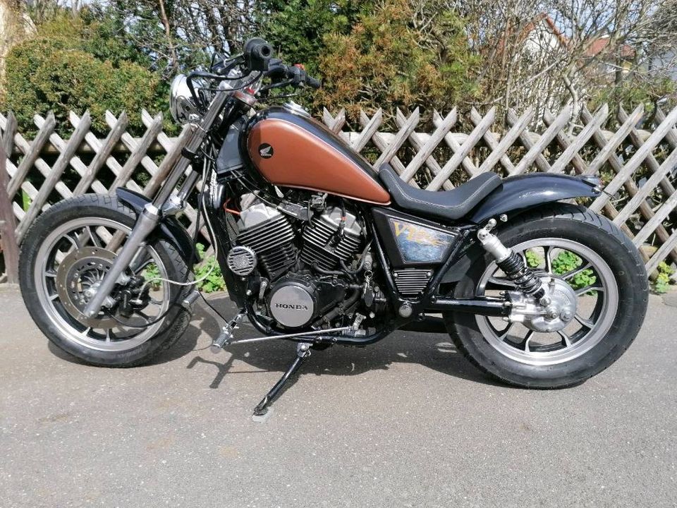Honda VT 500 C Bobber Bratstyle sofort einsetzbar Go for DGR in