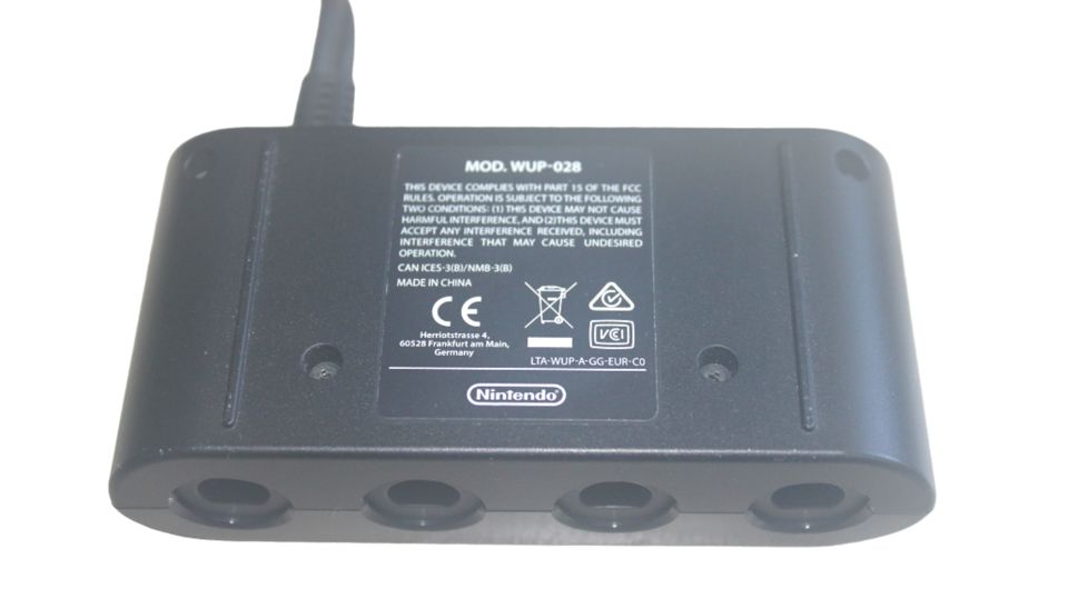 Original Nintendo Wii U GameCube Controller Adapter in Hagen