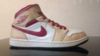 Nike Air Jordan 1 Mid- Light Curry Cardinal Gr. 44 Nordrhein-Westfalen - Remscheid Vorschau