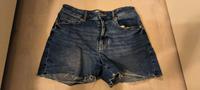 Damen Jeans Shorts von H&M Gr. 42 Hessen - Schöffengrund Vorschau
