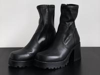 Stiefeletten schwarz Asos Design 42 München - Thalk.Obersendl.-Forsten-Fürstenr.-Solln Vorschau