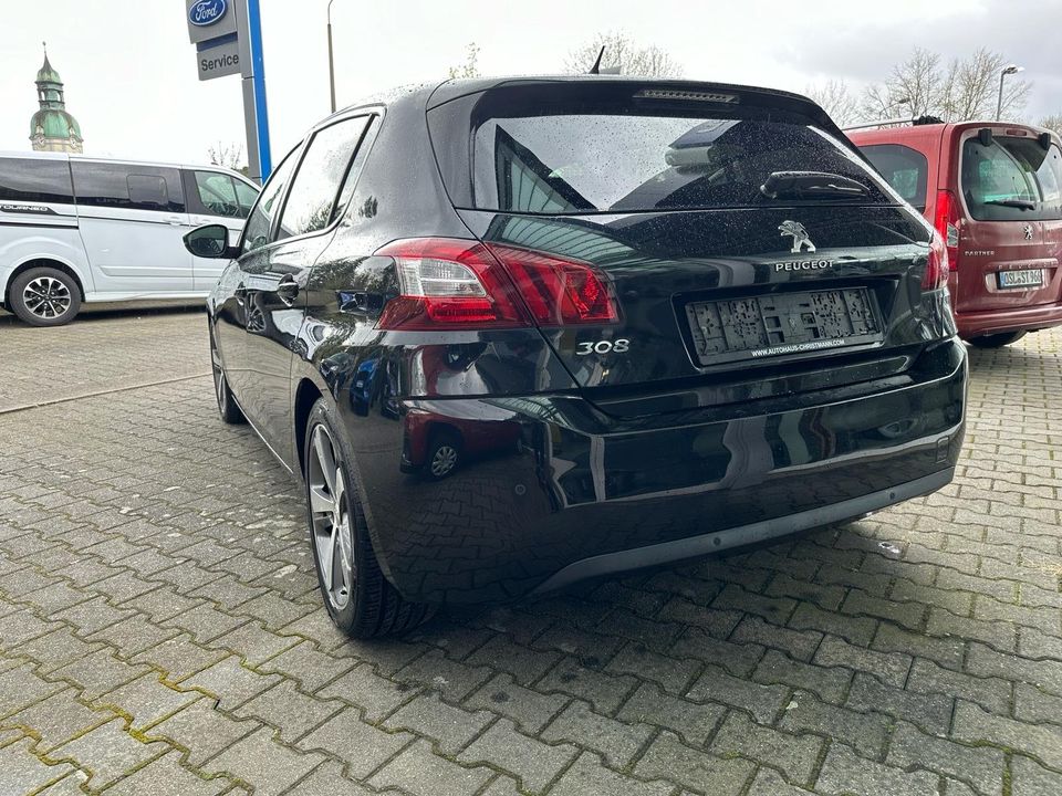 PEUGEOT 308 BLUEHDI 120 ACTIVE *NAV*TEL*RFK*PANO* in Ruhland