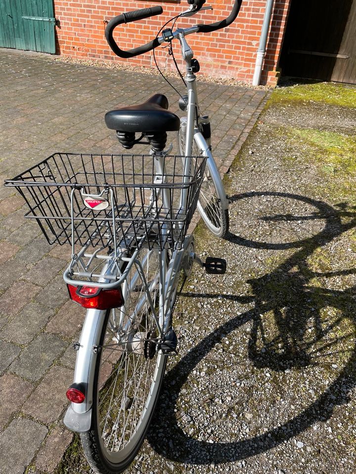 Alu Fahrrad Victoria Würzburg in Husum